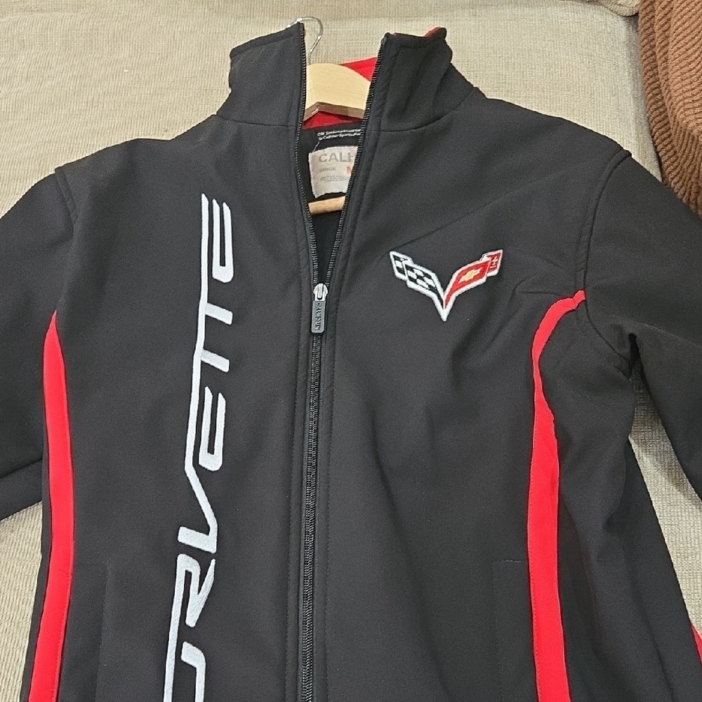 Calhoun Women's Corvette Black and Red Bomber Jacket - Picture 7 of 8
